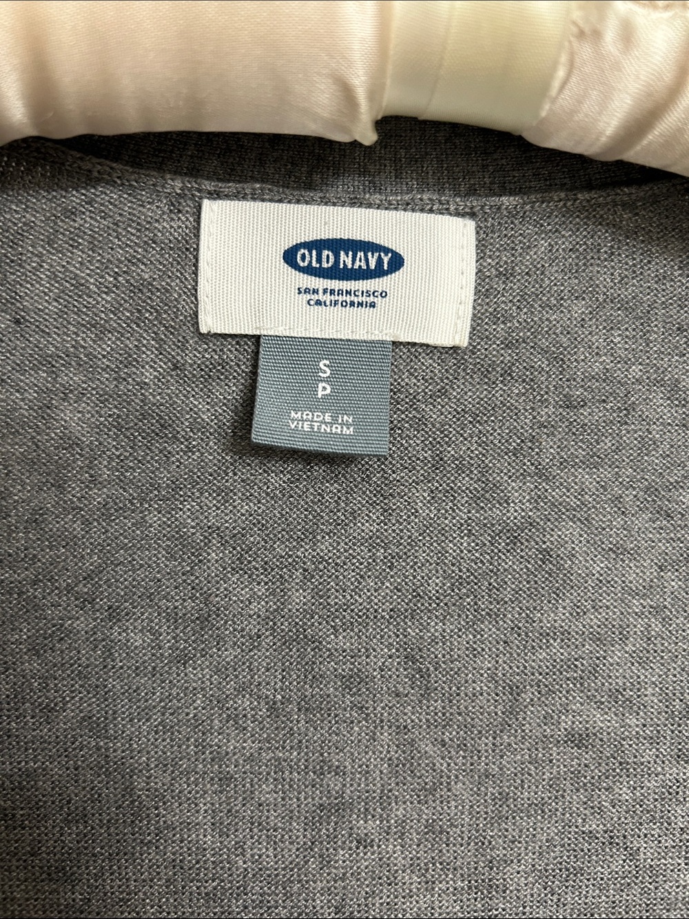 Cardigan - Picture 3 of 5